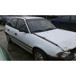 opel astra f berlina del año 1994