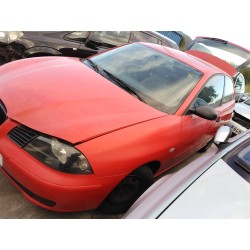 seat ibiza (6l1) del año 2002