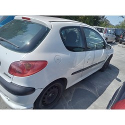 peugeot 206 berlina del año 2004