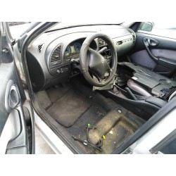 citroen xsara berlina del año 2002