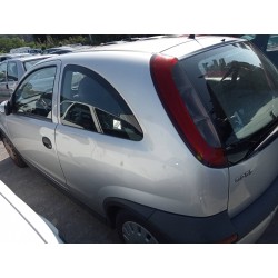 opel corsa c del año 2002