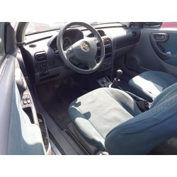 opel corsa c del año 2002