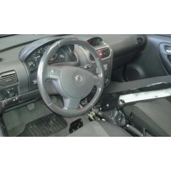 opel corsa c del año 2004