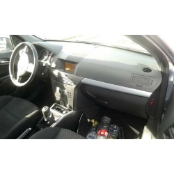 opel astra h berlina del año 2006