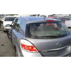 opel astra h berlina del año 2006