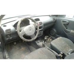 opel corsa c del año 2004