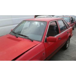 ford escort berlina del año 1990