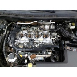 toyota avensis berlina (t25) del año 2005