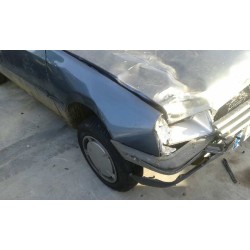 peugeot 205 berlina del año 1993