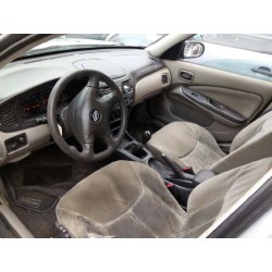 nissan almera (n16/e) del año 2001
