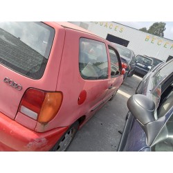 volkswagen polo berlina (6n1) del año 1996