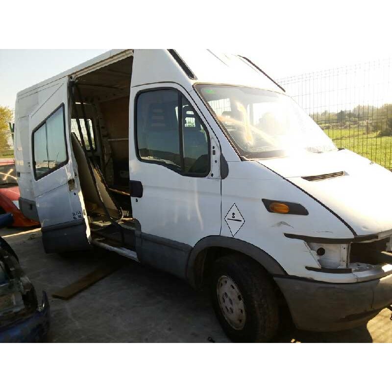 iveco daily caja cerrada (1999 =>) del año 2002