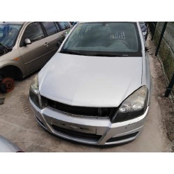 opel astra h berlina del año 2005