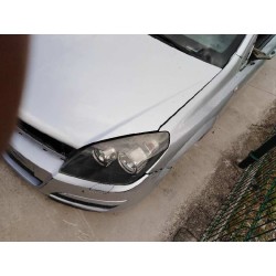 opel astra h berlina del año 2005