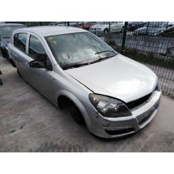 opel astra h berlina del año 2005