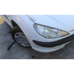 peugeot 206 berlina del año 2001