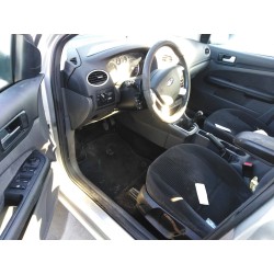 ford focus berlina (cap) del año 2005