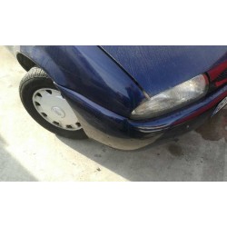 ford fiesta berlina del año 1998