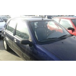 ford fiesta berlina del año 1998