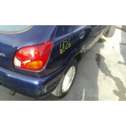 ford fiesta berlina del año 1998