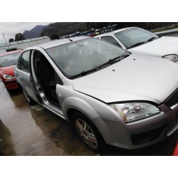 ford focus berlina (cap) del año 2005