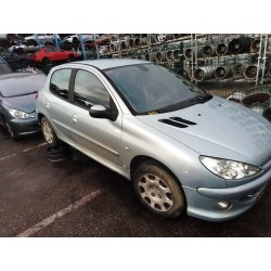 peugeot 206 berlina del año 2005