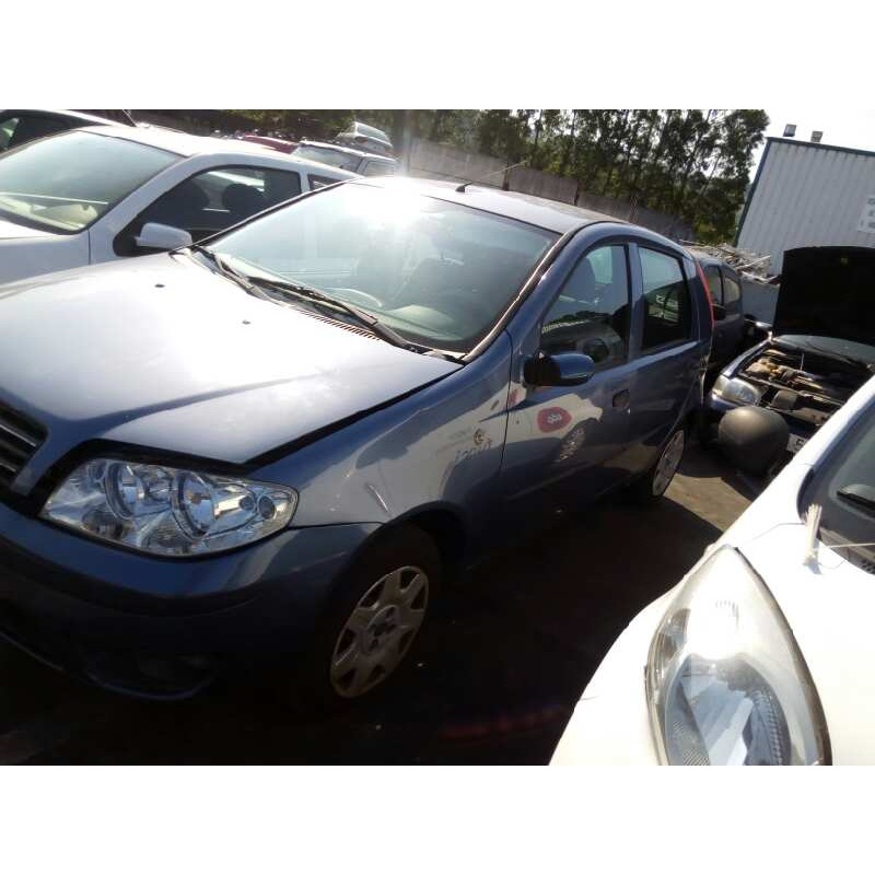 fiat punto berlina (188) del año 2005