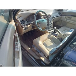 volvo s80 berlina del año 2004