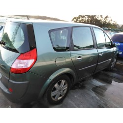 renault scenic ii del año 2004