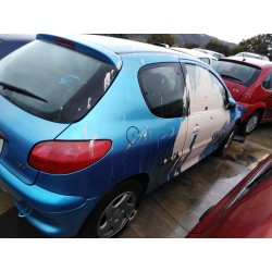 peugeot 206 berlina del año 2000