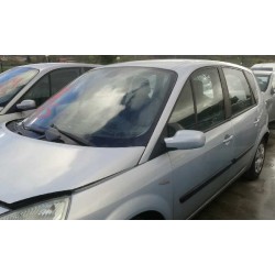 renault scenic ii del año 2003
