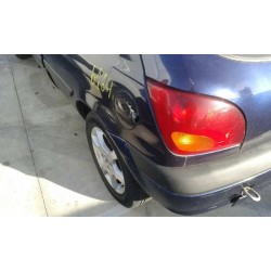 ford fiesta berlina (dx) del año 2001