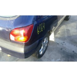 ford fiesta berlina (dx) del año 2001