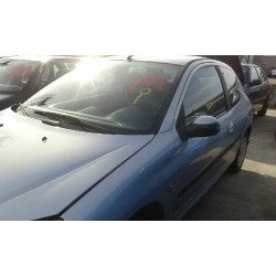 peugeot 206 berlina del año 2004