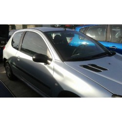 peugeot 206 berlina del año 2004