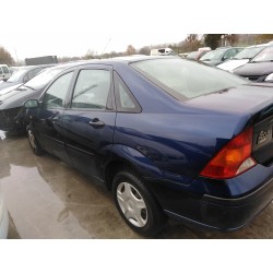 ford focus berlina (cak) del año 2003