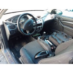 ford focus berlina (cak) del año 2003