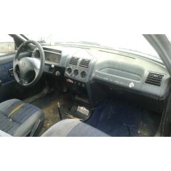 peugeot 205 berlina del año 1998