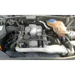 audi a6 berlina (4b2) del año 1950