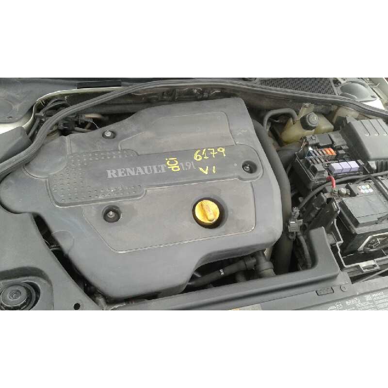 renault laguna ii (bg0) del año 2002