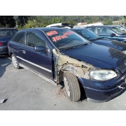 opel astra g berlina del año 2000