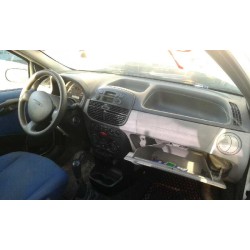 fiat punto berlina (188) del año 1950