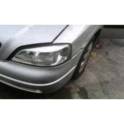 opel astra g berlina del año 2000