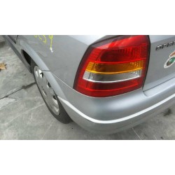 opel astra g berlina del año 2000