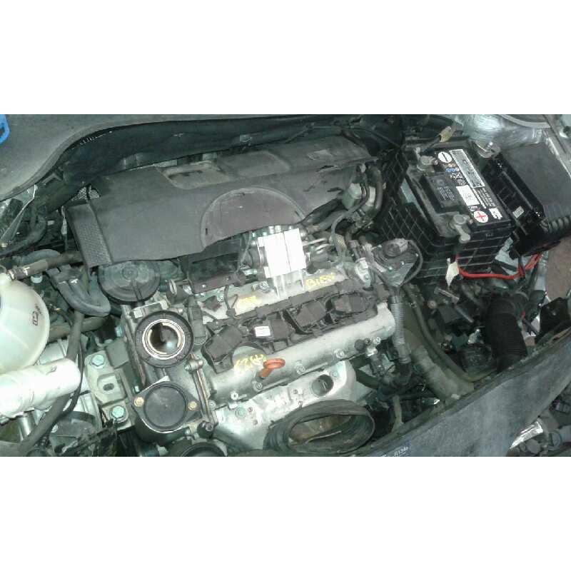volkswagen golf v berlina (1k1) del año 2004