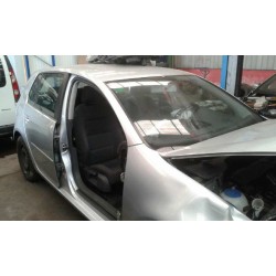 volkswagen golf v berlina (1k1) del año 2004