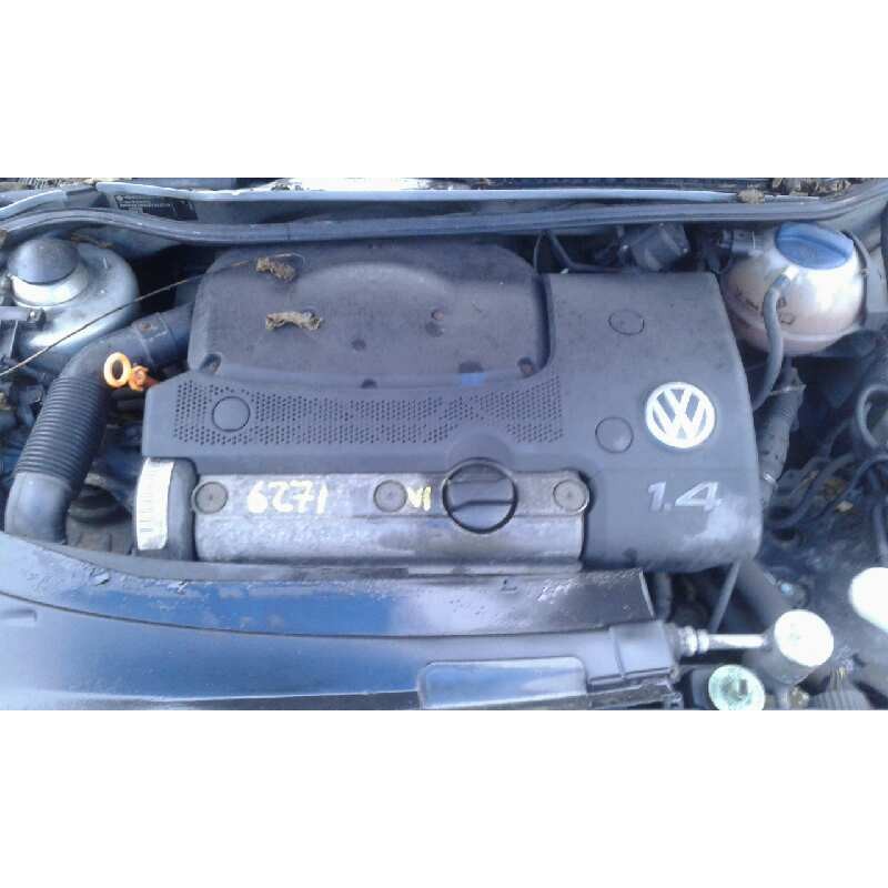 volkswagen polo berlina (6n1) del año 1999