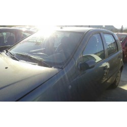 fiat punto berlina (188) del año 2005