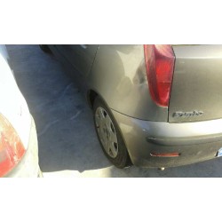 fiat punto berlina (188) del año 2005