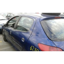 peugeot 206 berlina del año 2001